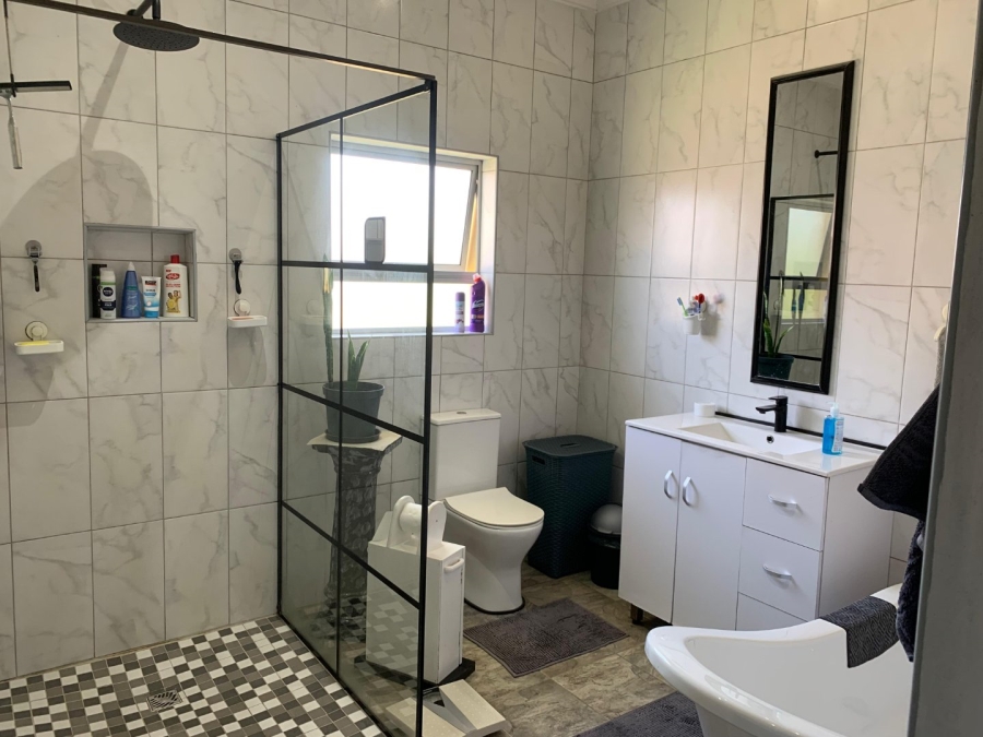 3 Bedroom Property for Sale in Chiselhurst Eastern Cape